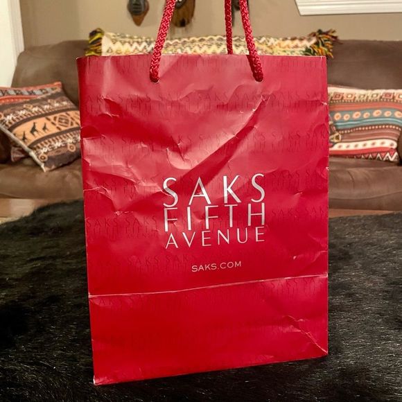 Authentic Saks Fifth Avenue Gift Bag - Picture 9 of 9